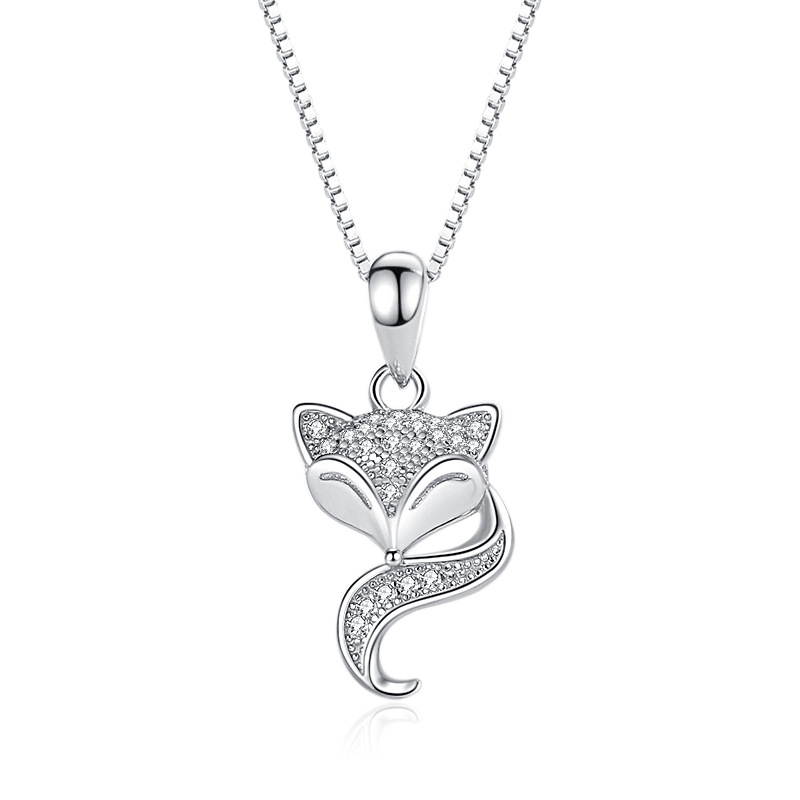 Dây chuyền bạc sterling 925 với mặt hồ ly đính đá lấp lánh, phong cách thanh lịch, dễ dàng phối cùng mọi trang phục